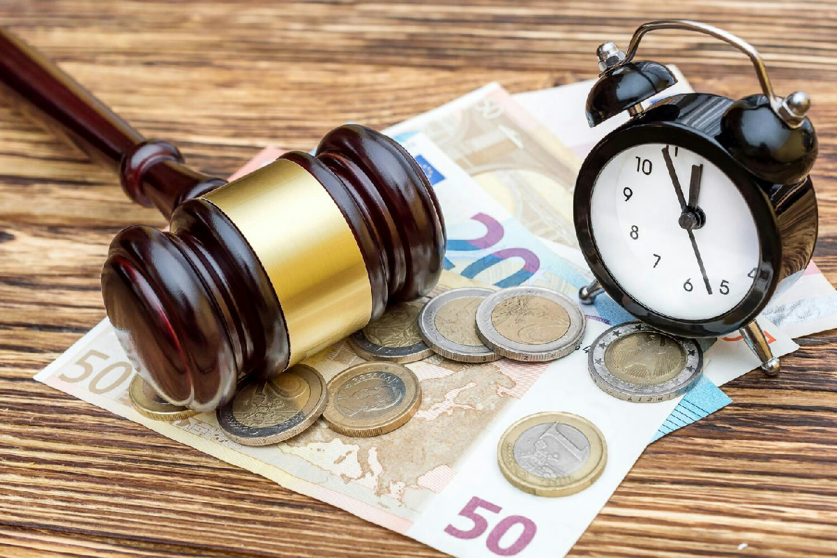 Confisca del veicolo e multa da 750 euro per chi trasporta oggetti vietati in auto